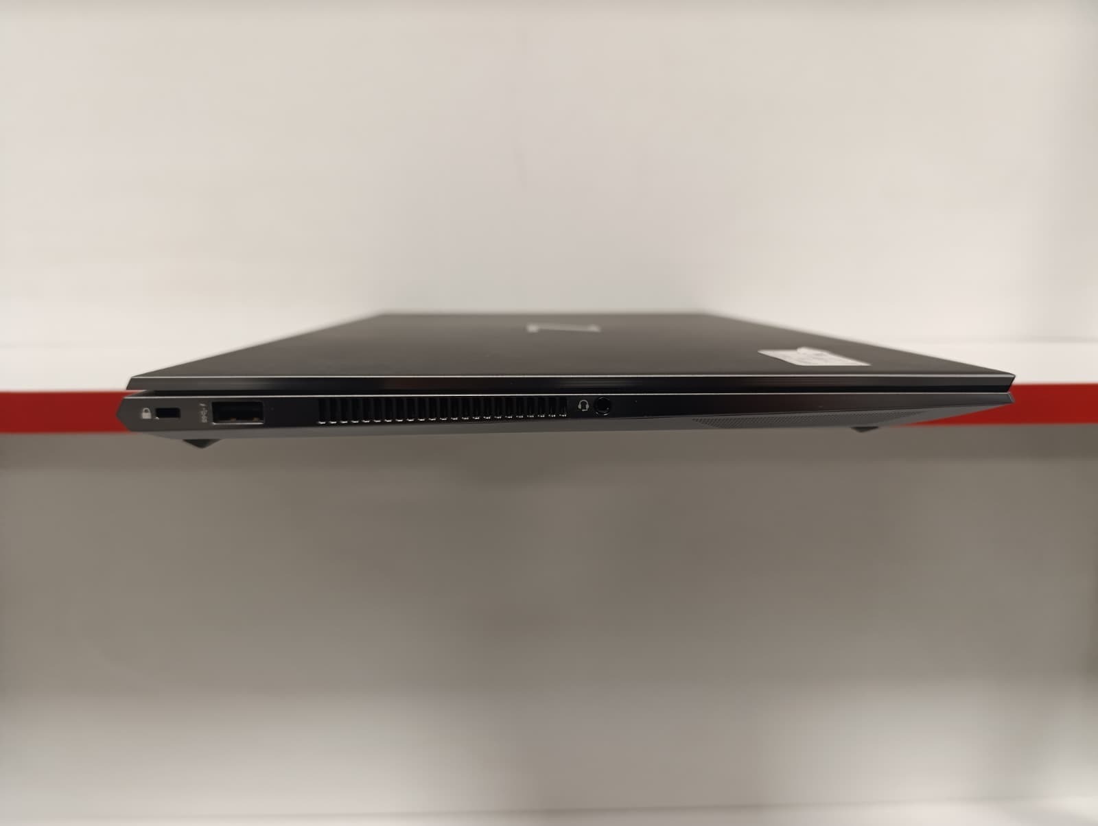 HP 314F7EA ZBook Studio 15.6inch G8 i7-11800H/16GB-DDR4/512GB-NVMe/4GB-T1200-GDDR6/15.6"-FHD/MSWin Pro (YENİLENMİŞ)-87222