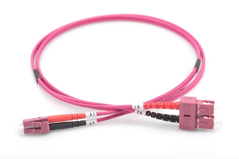 DIGITUS Digitus Fiber Optik Multimode Pembe (2m)