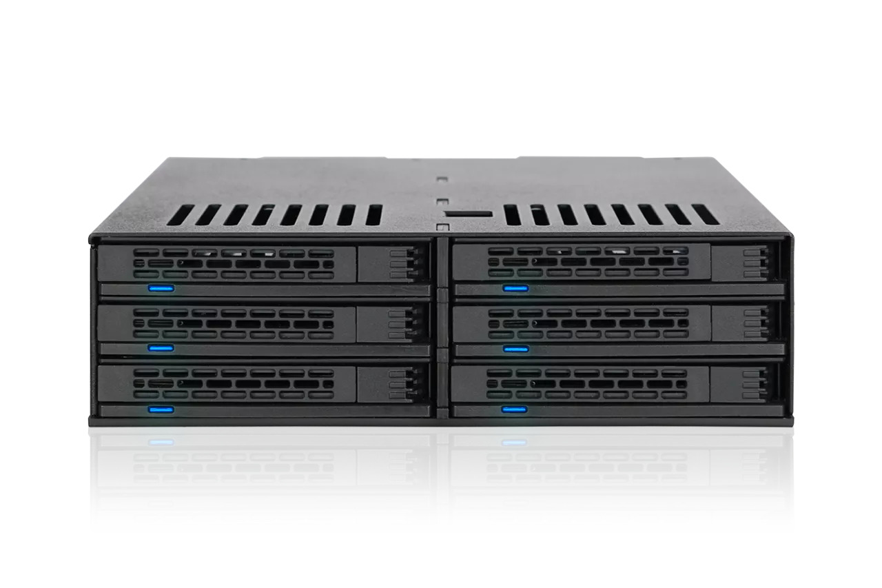 ICY DOCK  ExpressCage 2.5 inç Plastik Kasa Disk Yuva Ünitesi